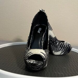 Diba Black and White Zebra Heels